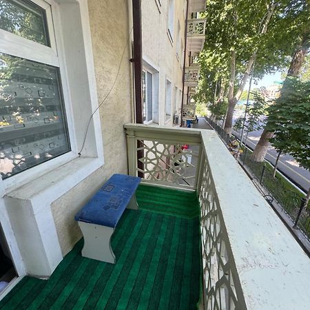סמרקנד Registan Apartment מראה חיצוני תמונה